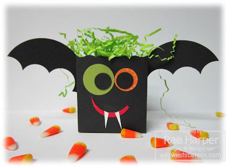 Going Batty Party Favor at WildWestPaperArts.com